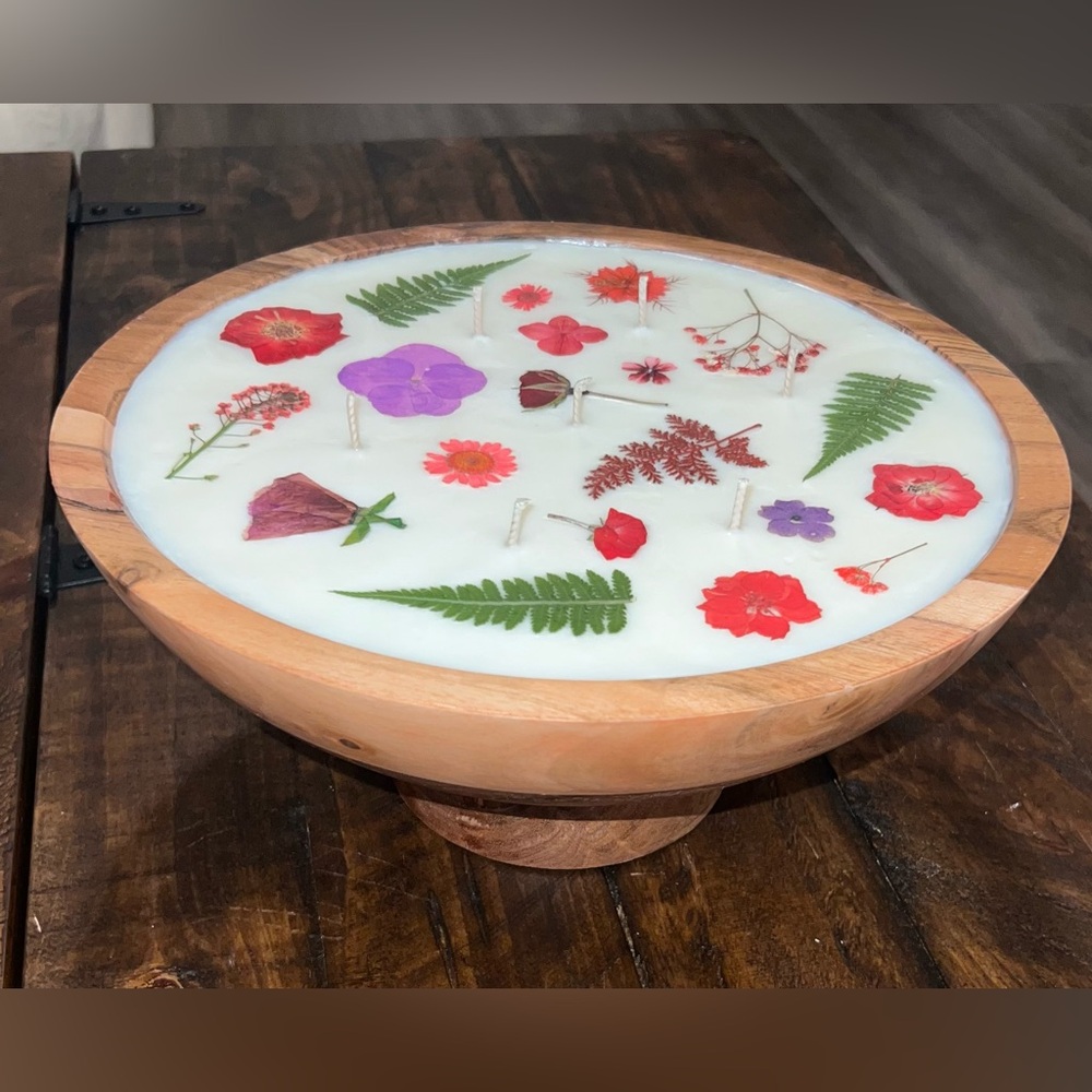 Coconut Milk and Mango Large Wooden Bowl Candle